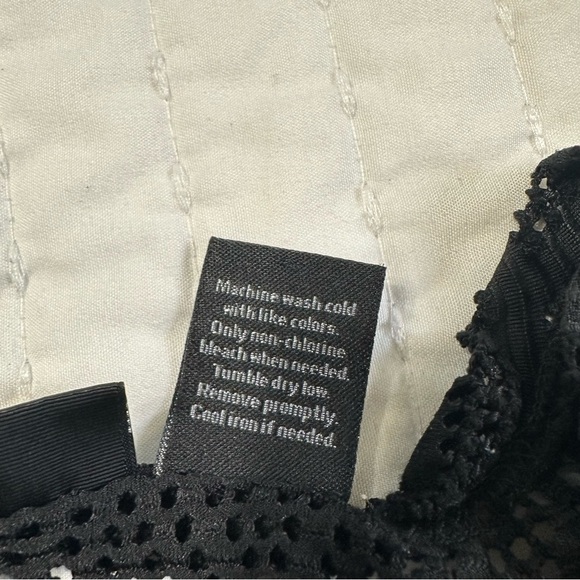 Apt. 9 Women's Elegant Black Swim  Crochet Cover-Up - Picture 11 of 11